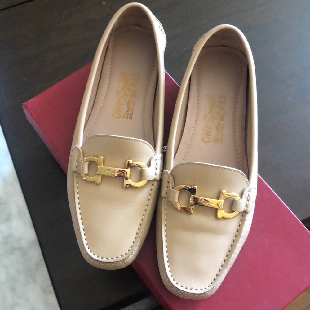 Ferragamo Beige Loafers